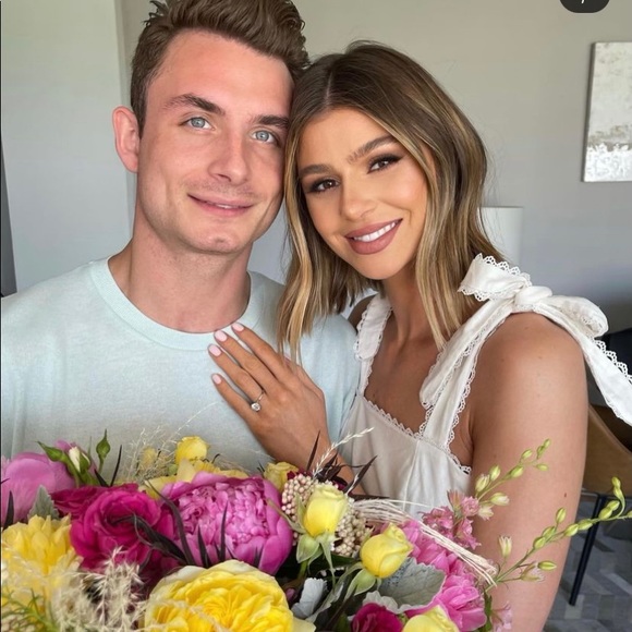 Goodnight macaroon dolly crochet dress - Picture 3 of 4